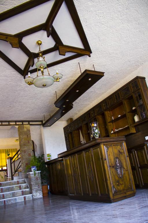 Hesperia Hotel Karlovassi Dış mekan fotoğraf