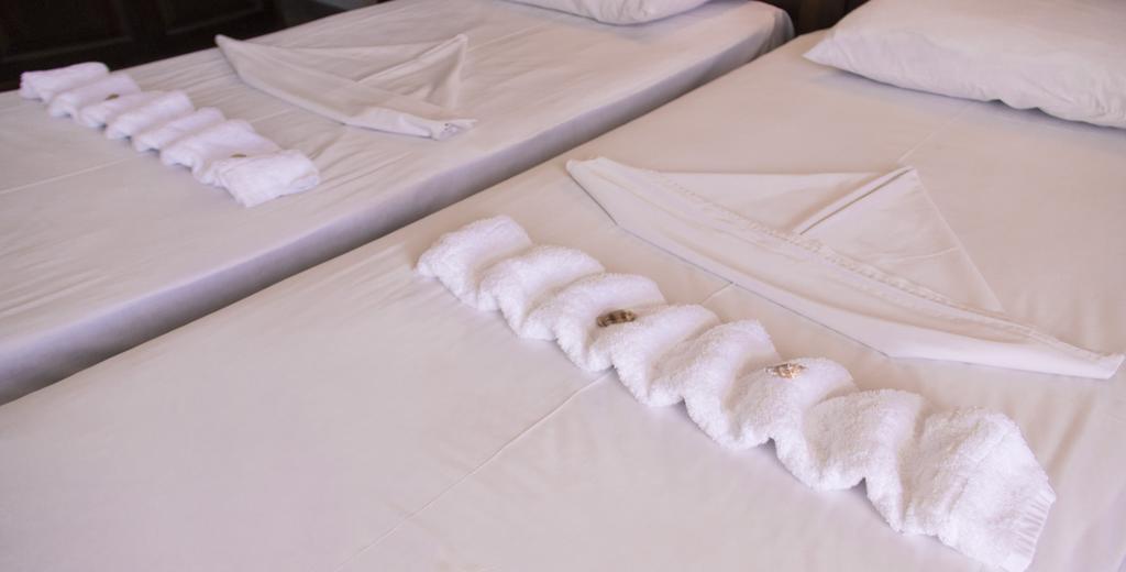 Hesperia Hotel Karlovassi Dış mekan fotoğraf