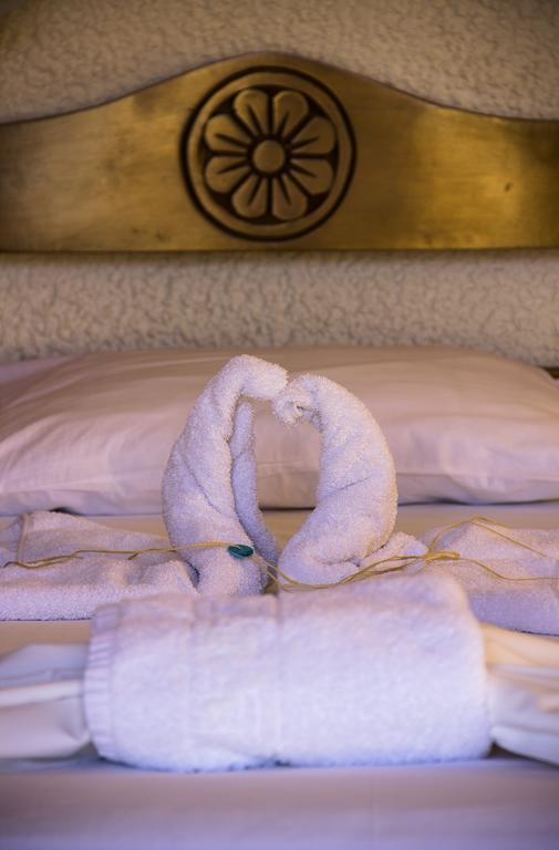 Hesperia Hotel Karlovassi Oda fotoğraf