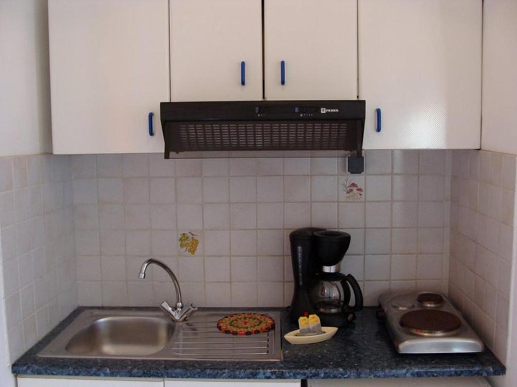 Hesperia Hotel Karlovassi Oda fotoğraf