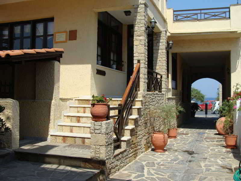 Hesperia Hotel Karlovassi Dış mekan fotoğraf